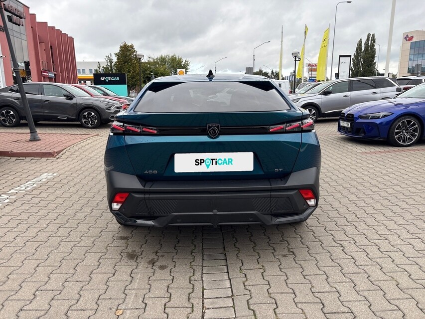Peugeot 408