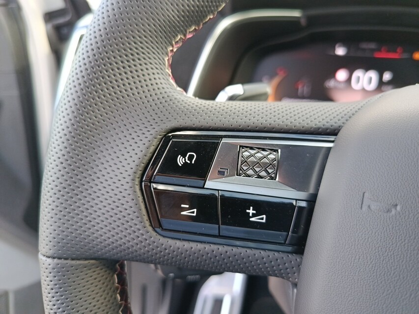 DS Automobiles DS 7 Crossback