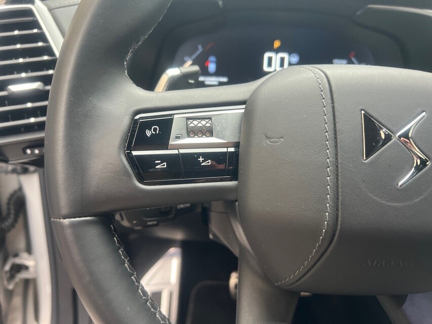 DS Automobiles DS 7 Crossback