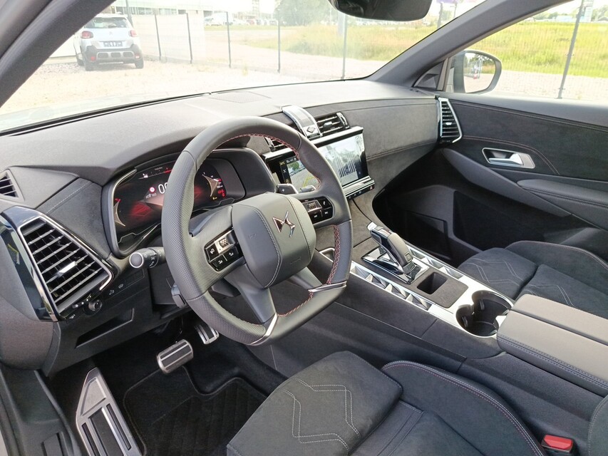 DS Automobiles DS 7 Crossback