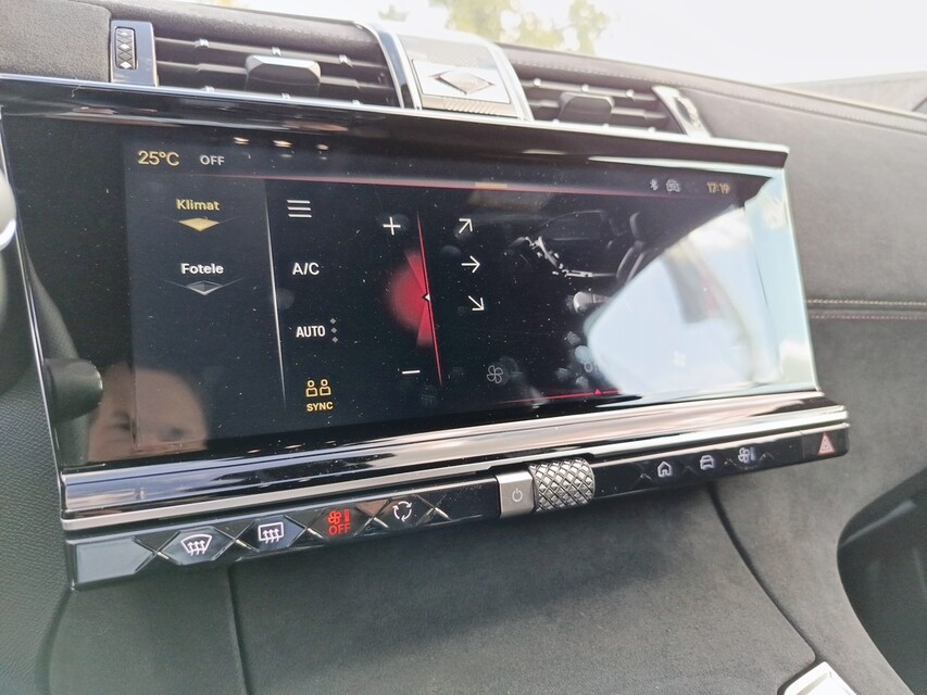 DS Automobiles DS 7 Crossback